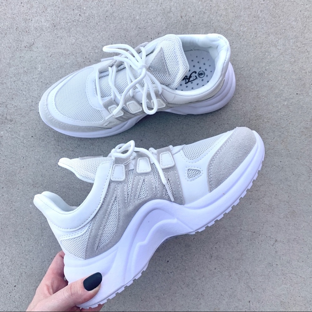 New White Grey Fashion Lace Up Sneakers